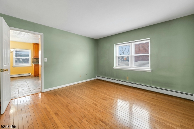 Manor II - Residential