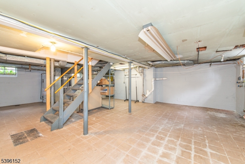 Oak View - Residential Lease