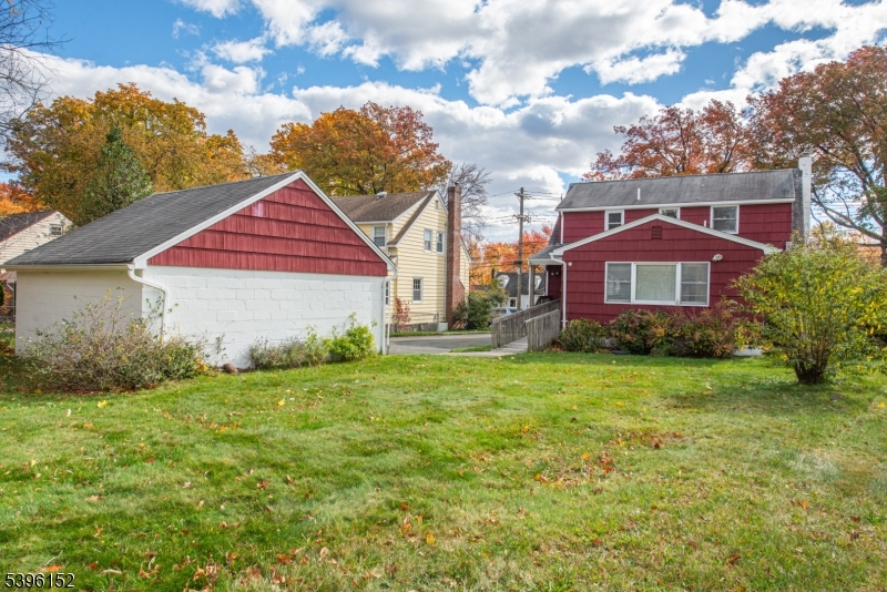 Oak View - Residential Lease