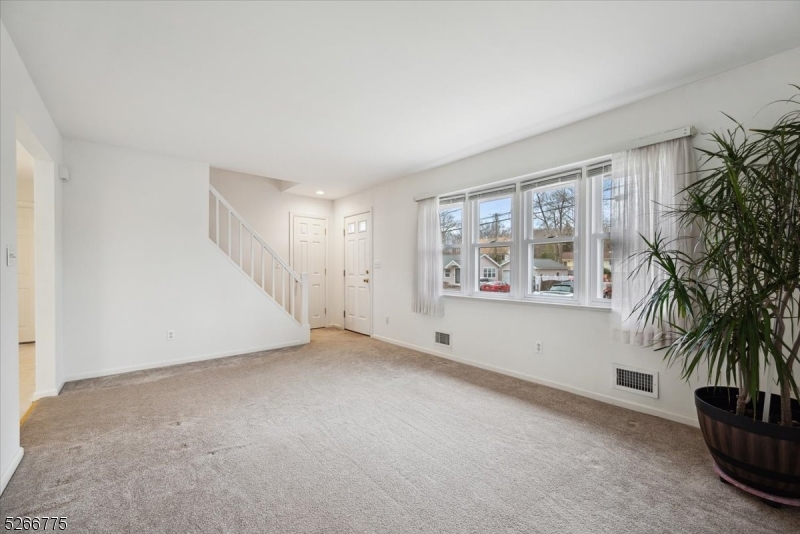 Lake Parsippany - Residential