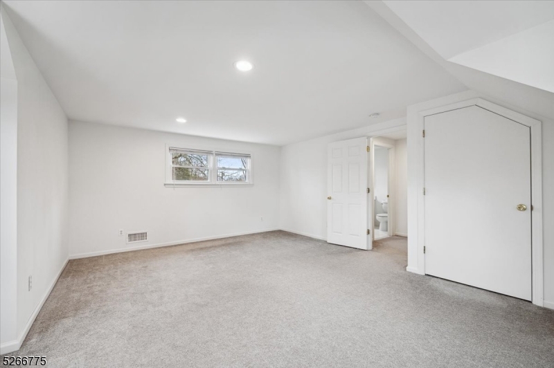 Lake Parsippany - Residential