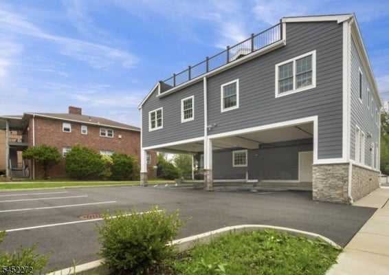 627 BLOOMFIELD AVE # A, WEST CALDWELL, NJ 07006 - Image e18fbca497b749da3b8554e67fba82d7/3386437877