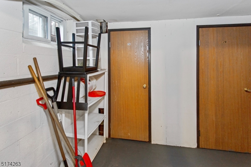 Oak Court - Residential