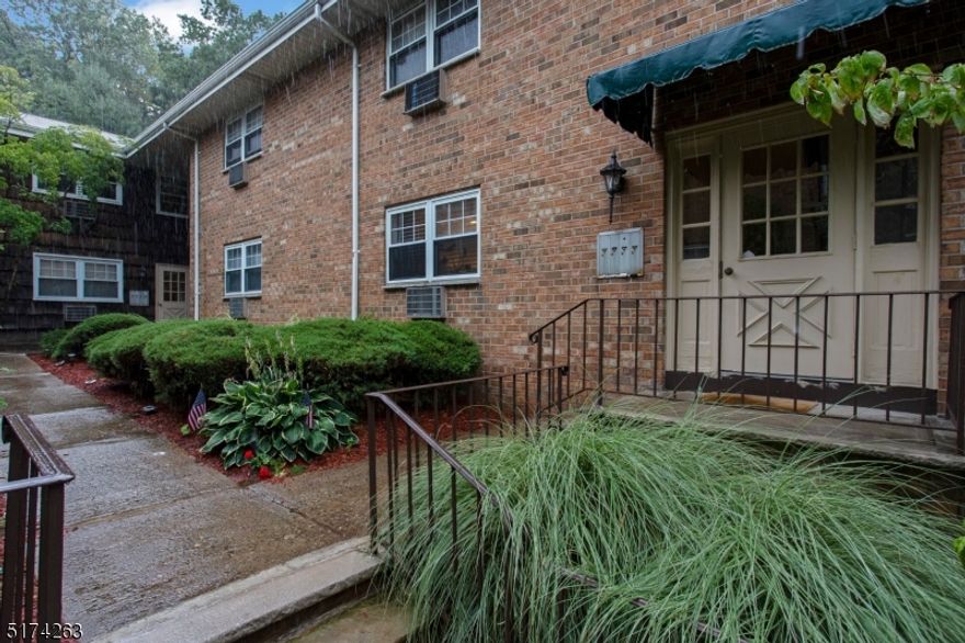 Spacious, first floor, one bedroom condo in charming Oak Court.  Beautifully updated kitchen/dining combo with quartz countertops, custom white cabinets, stainless steel appliances and pantry.  Large bedroom with hardwood floors. Spacious living room with lots of natural light, and space for home office. Opens to dining area & kitchen.  Bright, updated bathroom with tub/shower, vanity and tile floor. Recessed lighting throughout. New Wall A/C's in living room and bedroom (2021). Newer water heater (2020) and a new reverse osmosis water filter (installed 2022). Laundry on premises as well as a storage space (5x7). Two parking spaces located in private parking lot behind complex (one-time fee of $35 per car). Close to retail, restaurants, major roads, schools and public transportation.  A Must See!