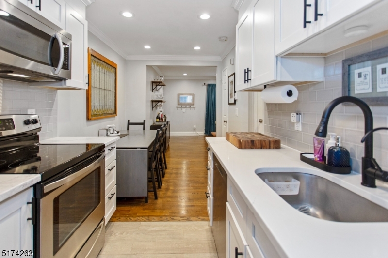 Oak Court - Residential