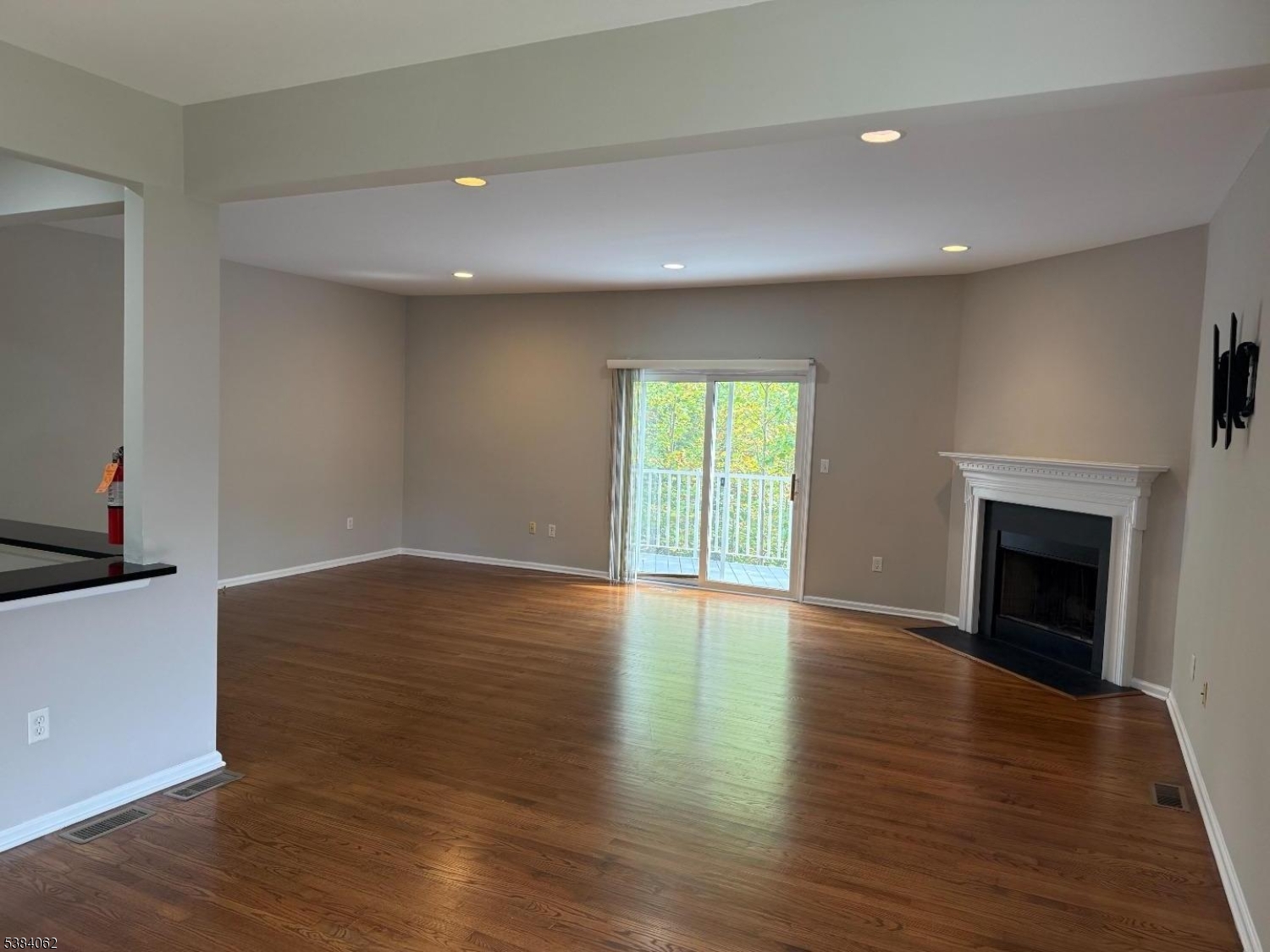 Glenmont Commons - Residential Lease