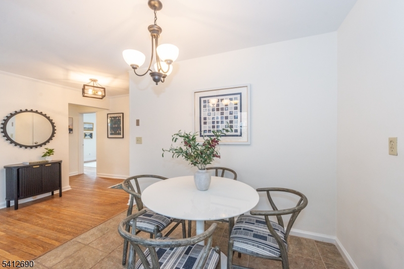 Gateway Manor - Residential