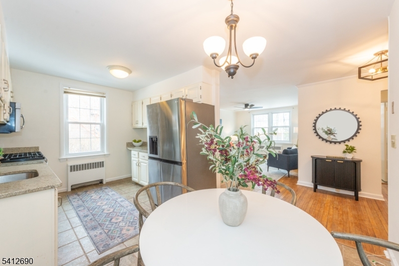 Gateway Manor - Residential