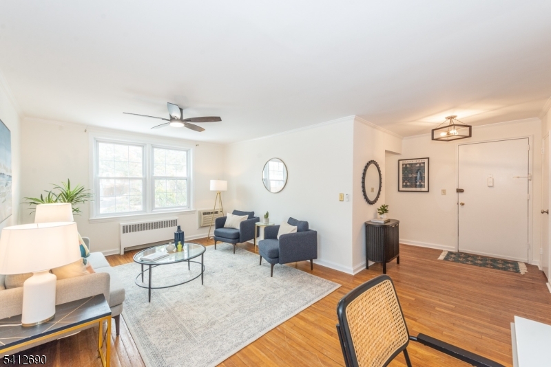 Gateway Manor - Residential