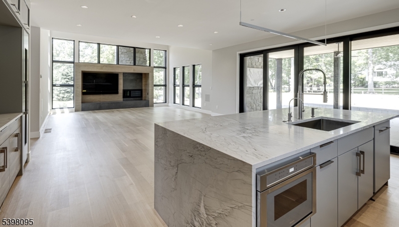 Apogee Pointe Estates - Residential