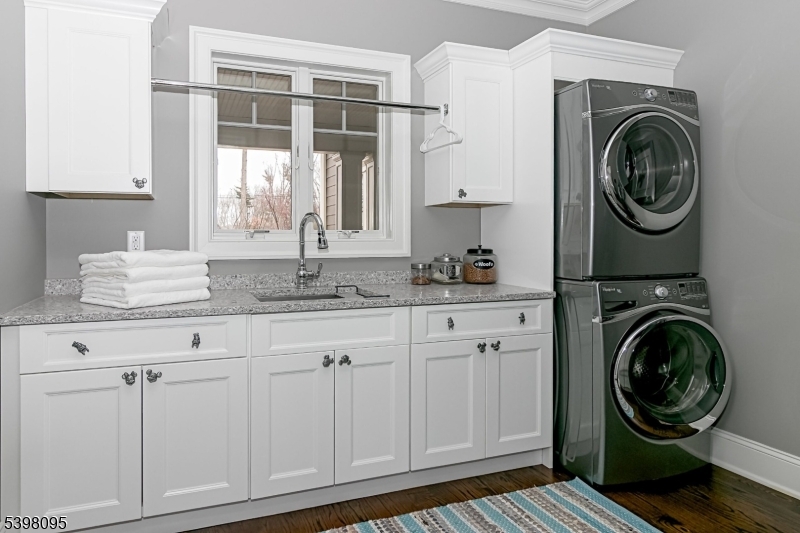 Apogee Pointe Estates - Residential