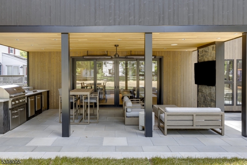 Apogee Pointe Estates - Residential