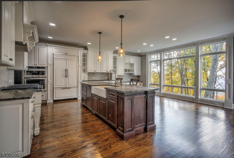 Apogee Pointe Estates - Residential