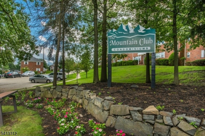 Mountain Club - Residential Lease