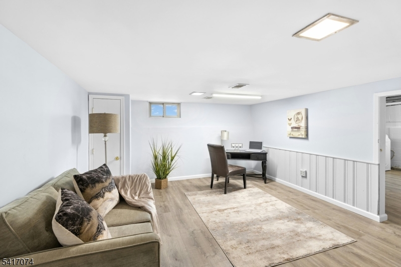 Cleveland - Residential Income