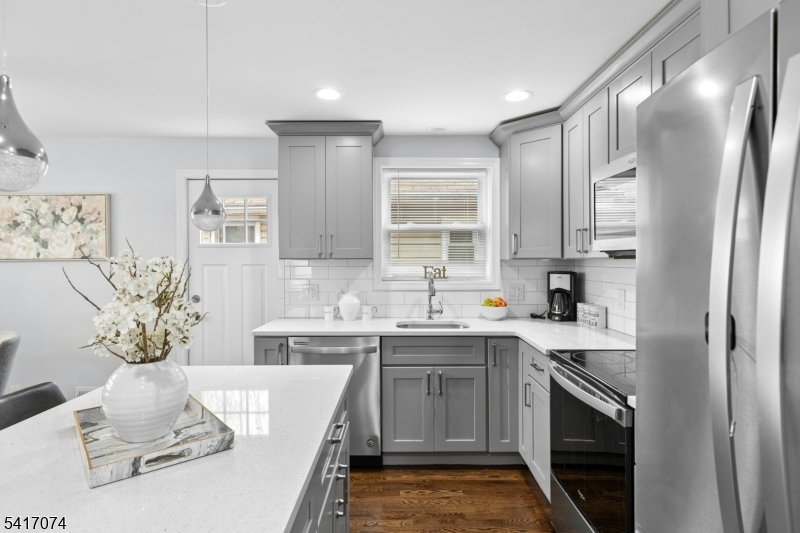 Cleveland - Residential Income