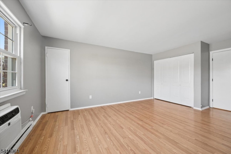 Claremont Hills - Residential Lease