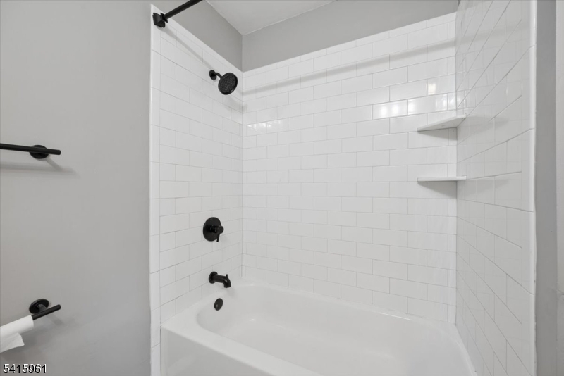 Claremont Hills - Residential Lease