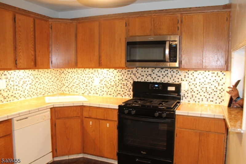 Society Hill I - Residential Lease