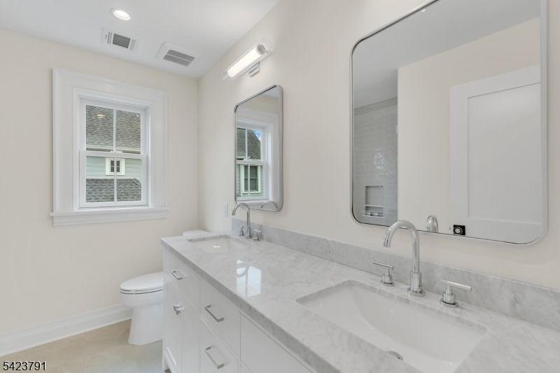 Upper Washington - Residential