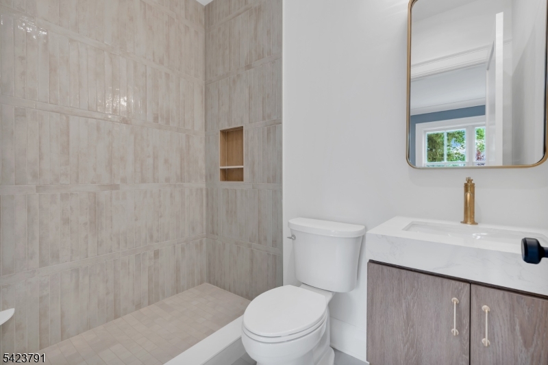 Upper Washington - Residential