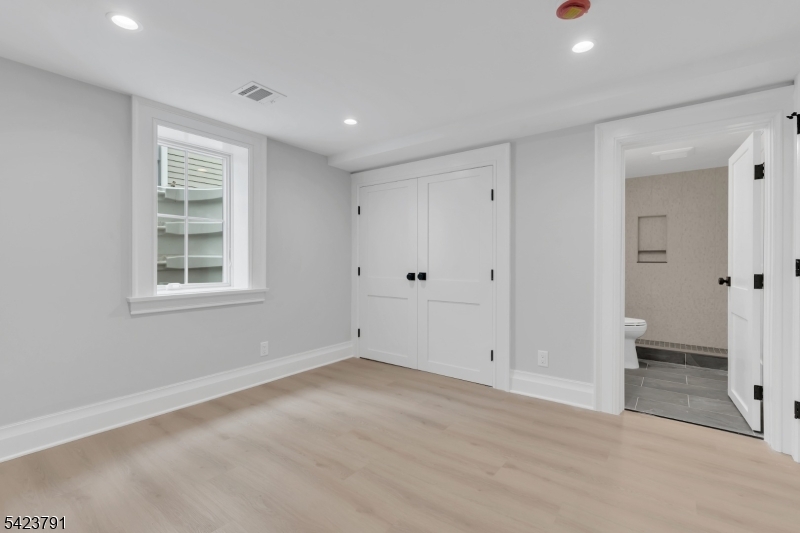 Upper Washington - Residential