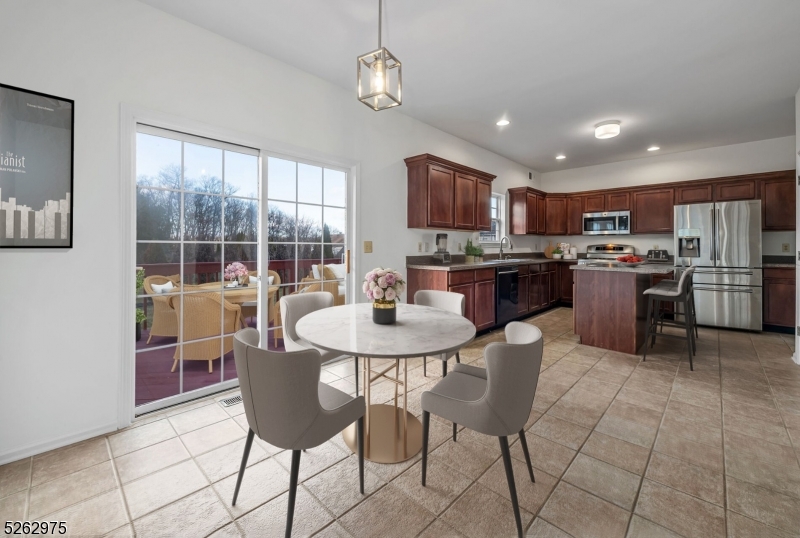 THE PEAKS - Residential