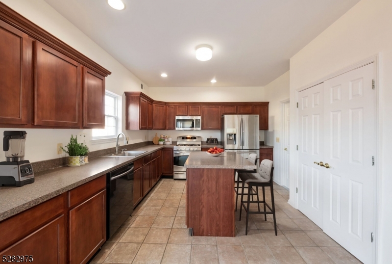 THE PEAKS - Residential