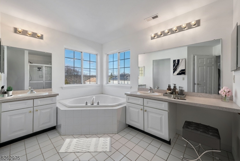 THE PEAKS - Residential