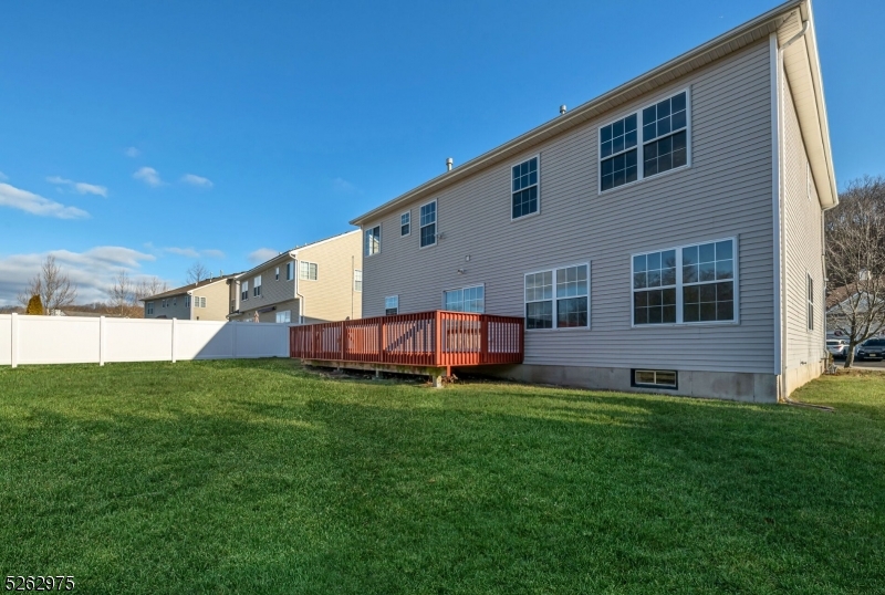 THE PEAKS - Residential