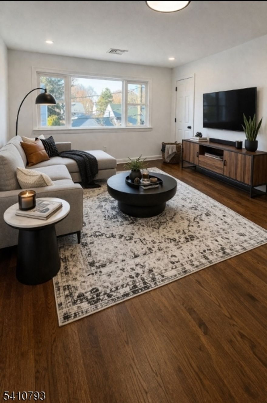 Great 3 Bedroom on the Second Floor. Large Living Room,Dining Room and  New Kitchen with Stainless Steel Appliances, Granite Countertops, New Windows, New Heat & A.C, Refinished Wood Floors, Washer and Gas Dryer Hookups, 1 car garage. Walk to NY Bus, Downtown Shoppping
