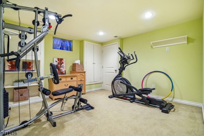 DEERFIELD SECTION - Residential