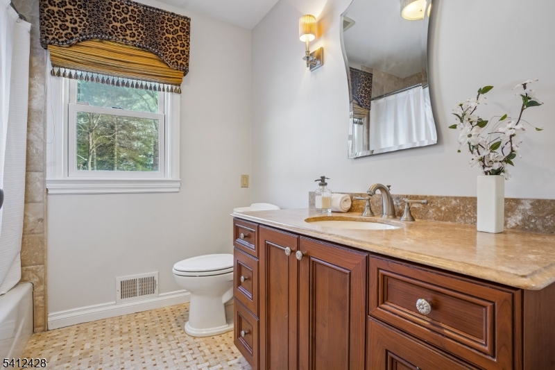 DEERFIELD SECTION - Residential