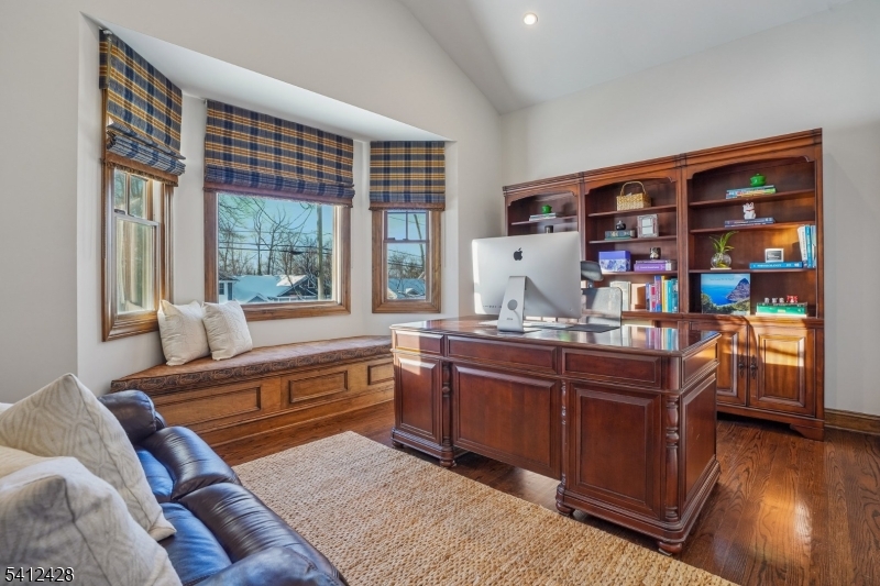 DEERFIELD SECTION - Residential