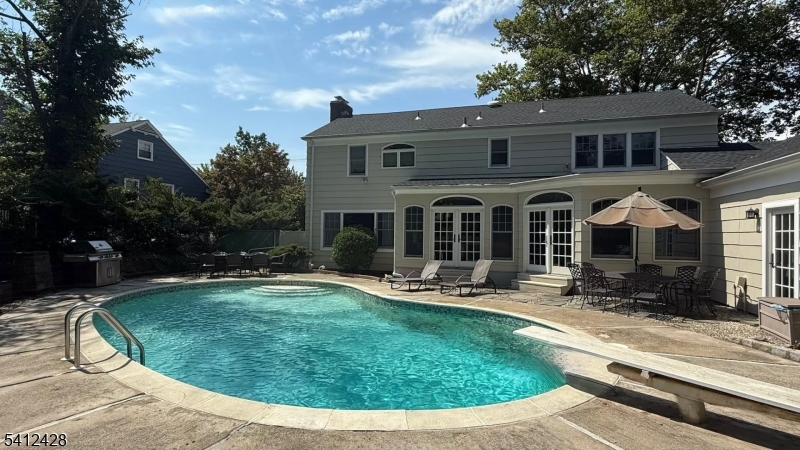 DEERFIELD SECTION - Residential