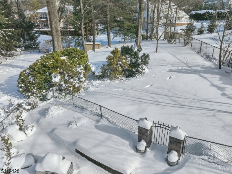 DEERFIELD SECTION - Residential