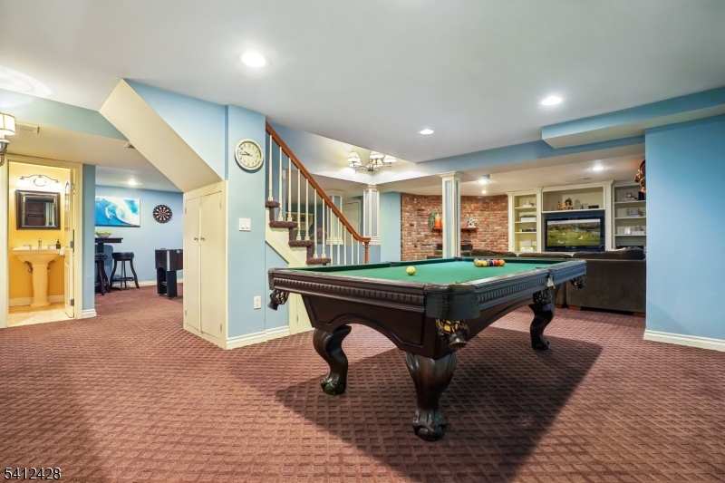 DEERFIELD SECTION - Residential