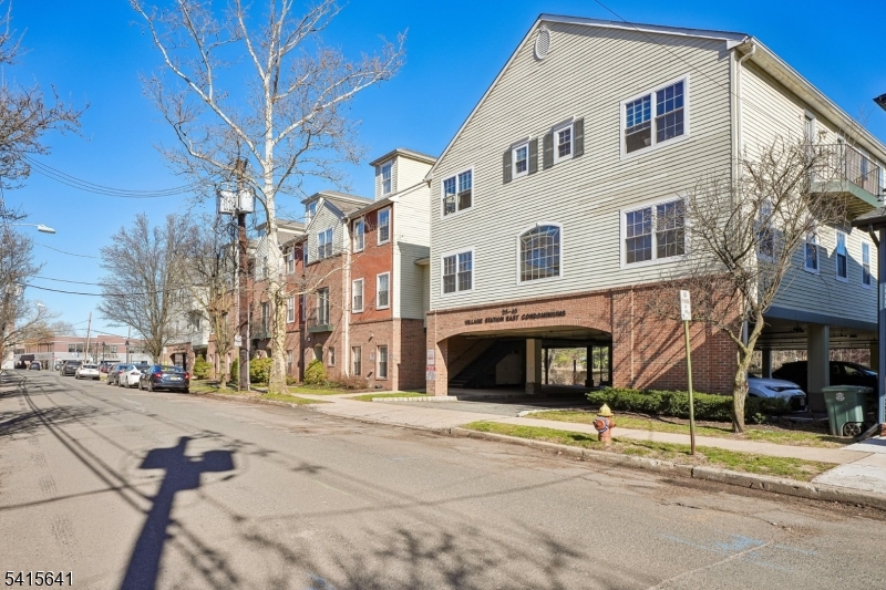 Village Station East Condos - Residential