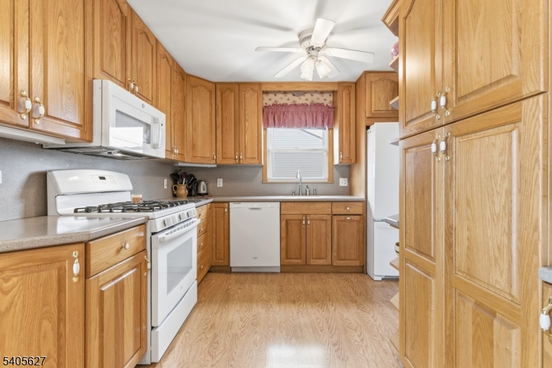 CARTERET PARK - Residential