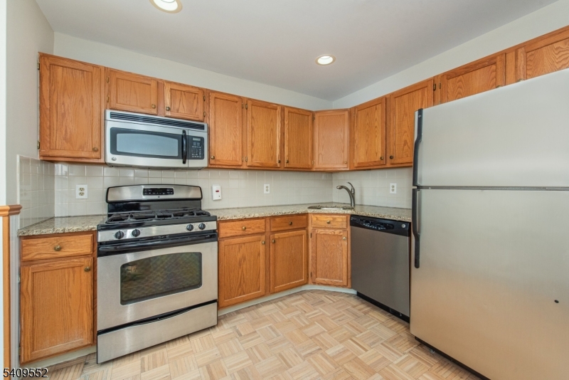 Spring Ridge - Residential