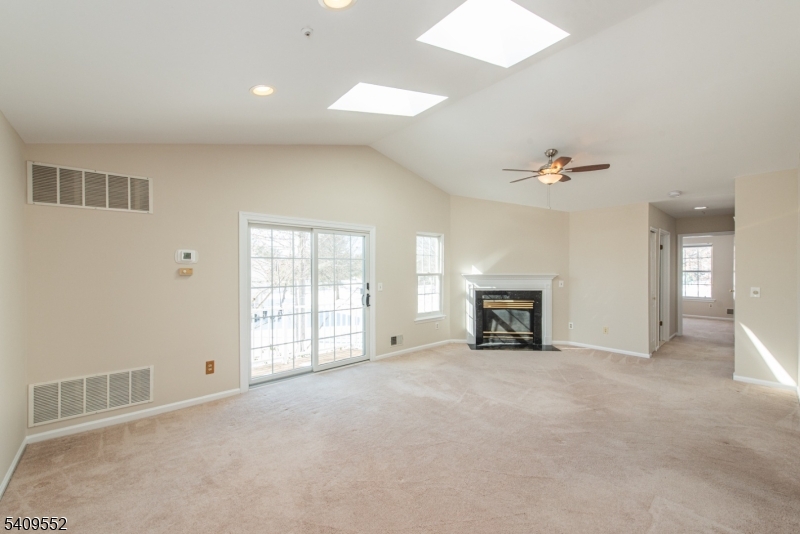 Spring Ridge - Residential