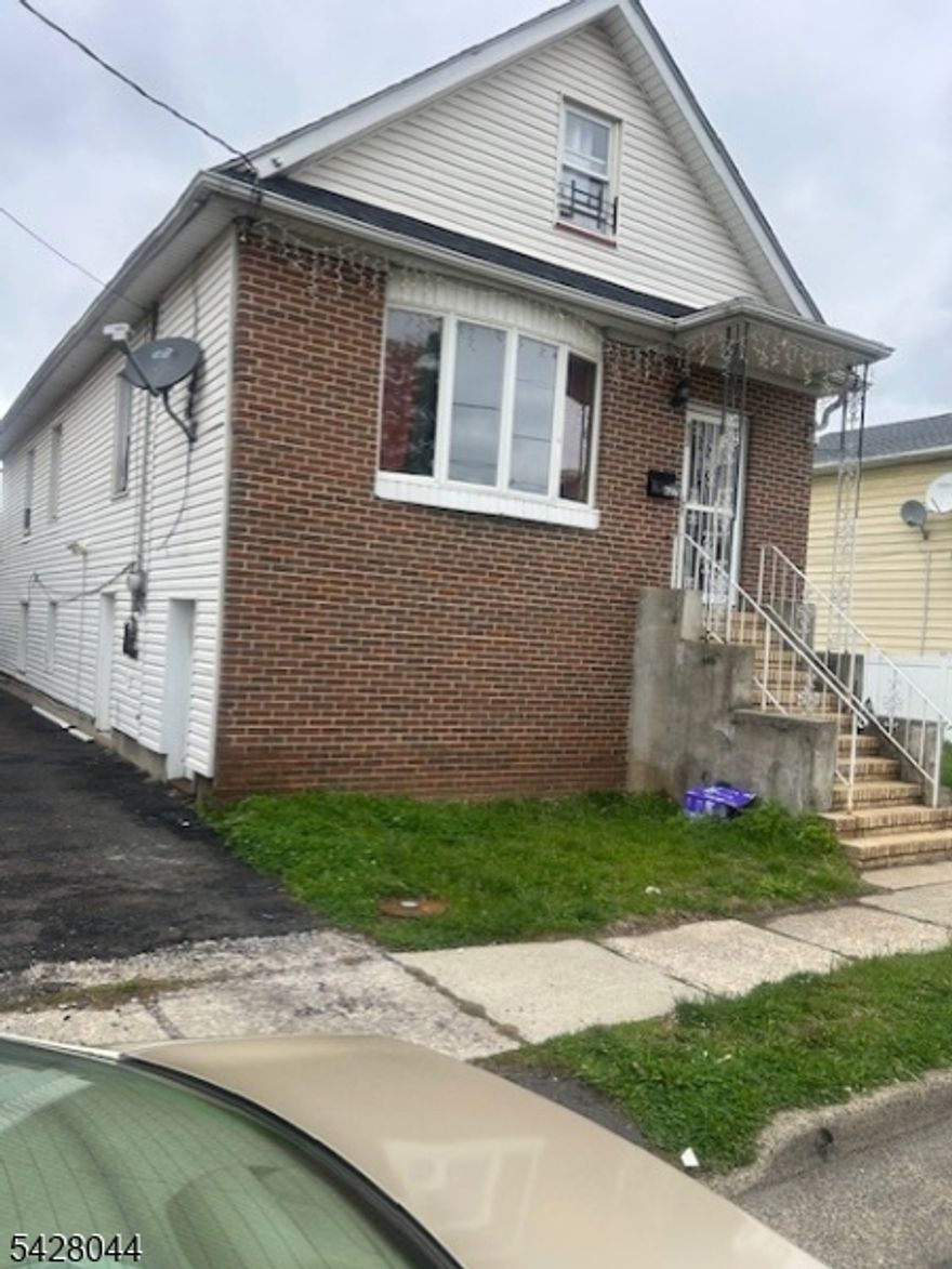Well maintained Single family 4 Bedrooms, 3 full Bathrooms, Kitchen, Livingroom, full finished attic & Basement with Summer Kitchen, two addicional rooms, Play room, Storage, Above Ground pool, one detached garage, and the convience of 2 Driveways, and plus right side  lot 25x100 Aprox.  included in the sale for the same price.