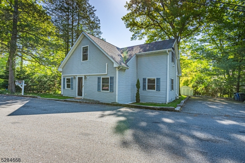 Cedar Lake - Residential Lease