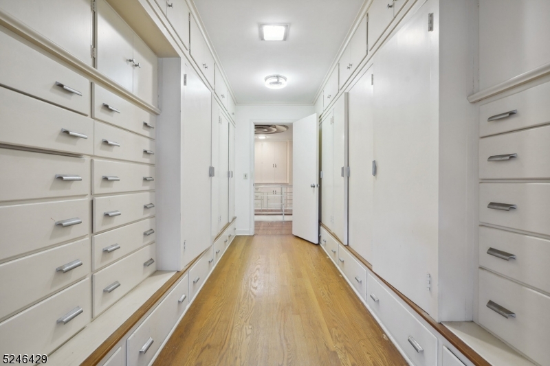 Old Short Hills - Residential