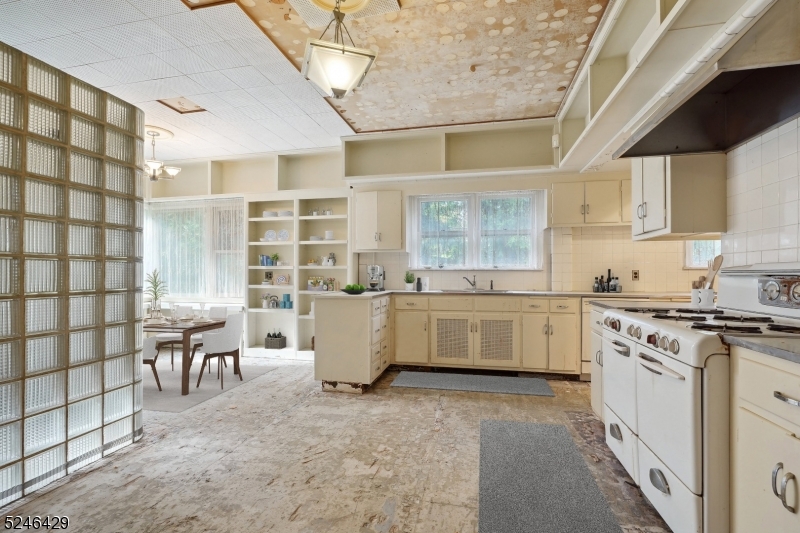 Old Short Hills - Residential