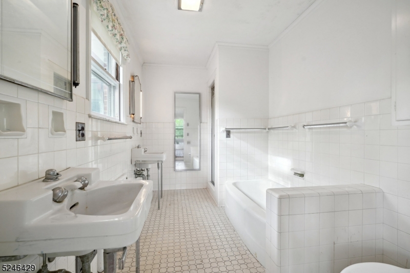 Old Short Hills - Residential