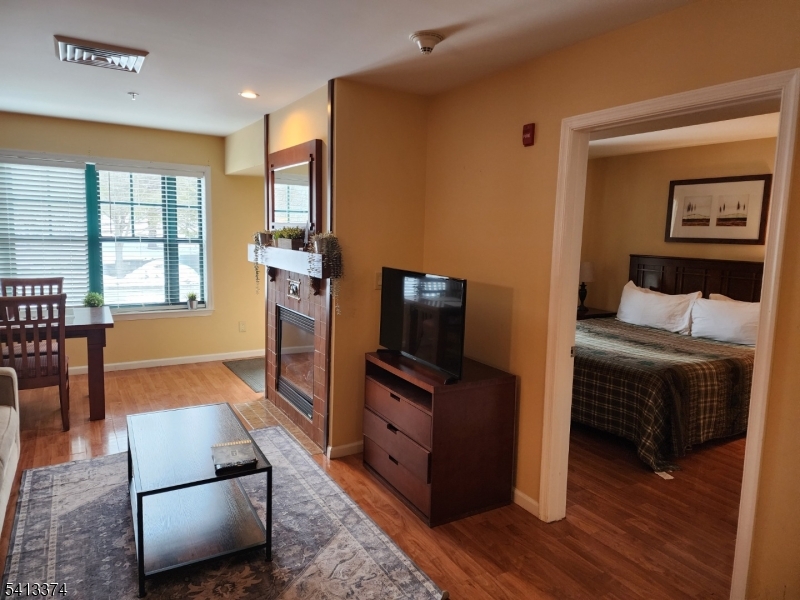 /Mountain Creek/Appalachian - Residential