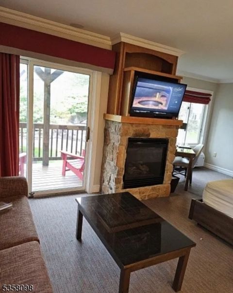 2 Chamonix Dr Unit 326, Vernon Twp., NJ 07462 - MLS#: 3963064