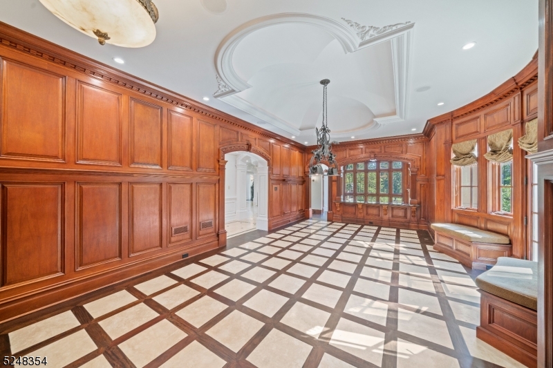 The Pond - Residential