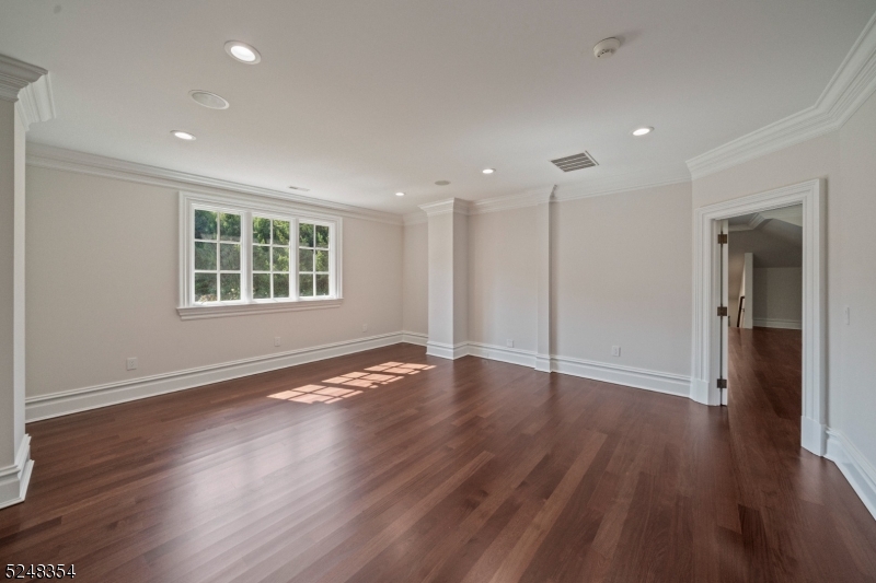 The Pond - Residential